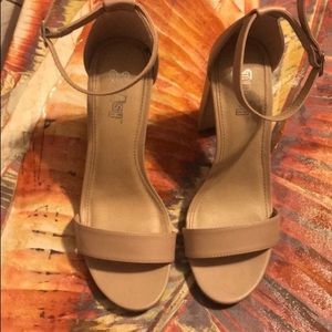 Tan heels
